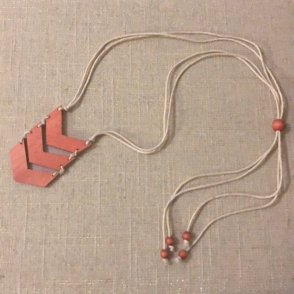 Jewelry - Chevron Ladder Adjustable 23in Necklace